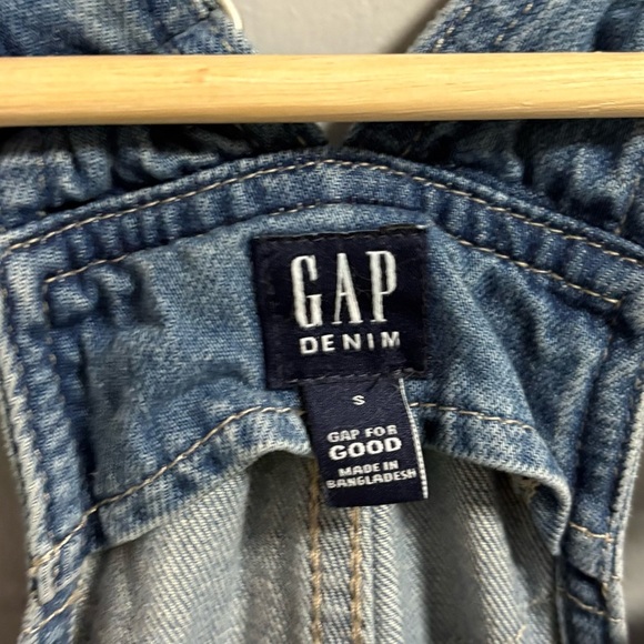 Gap Overalls - Picture 3 of 7